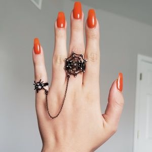 Avon chain black rhinestone spider Halloween ring